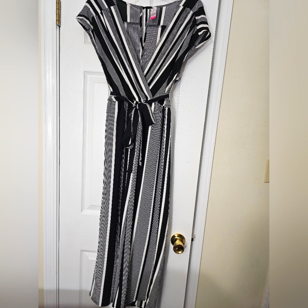 No Boundaries cropped Jumpsuit